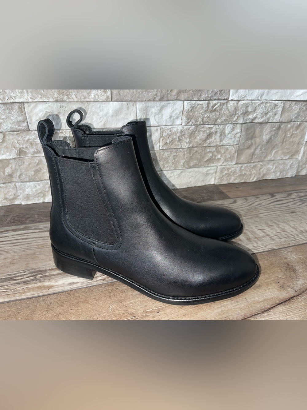 Thursday Boot Company Duchess Chelsea Boots Womens Size 10.5 Black Leather Ankle